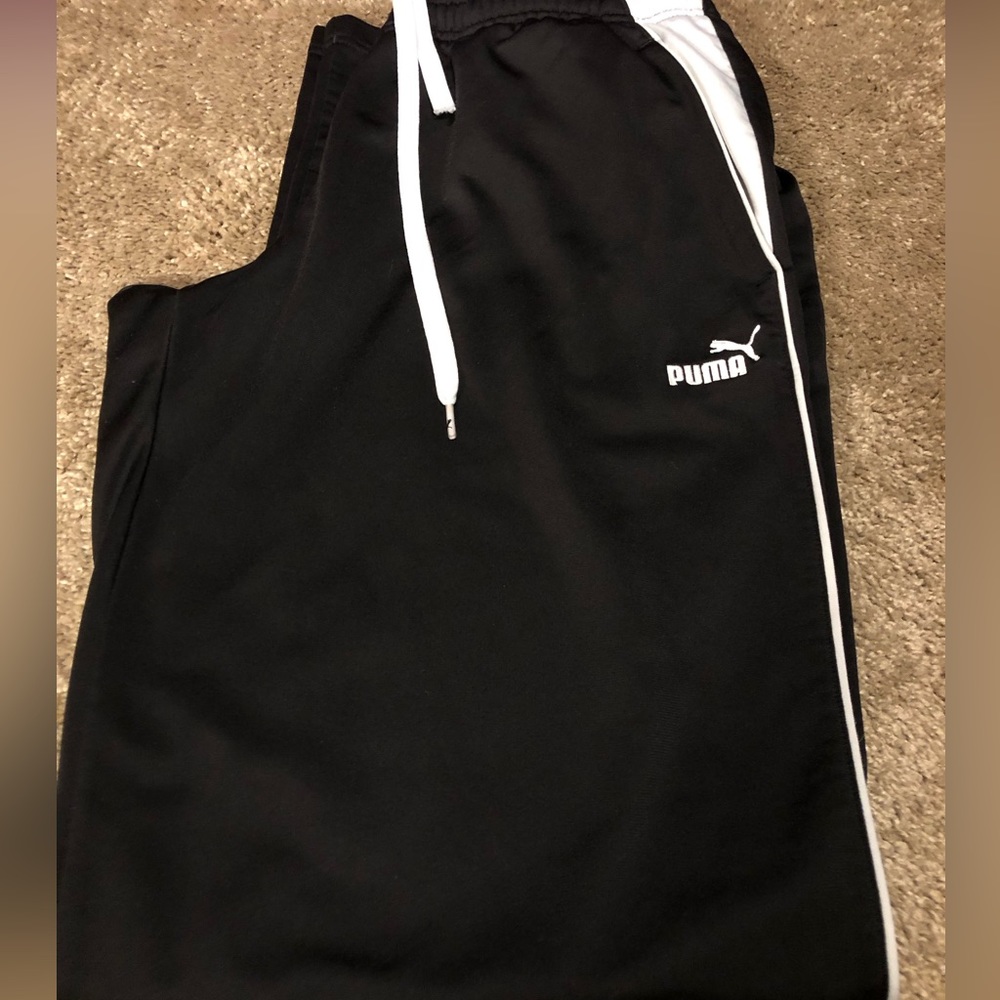 Woman’s Puma Track Pants